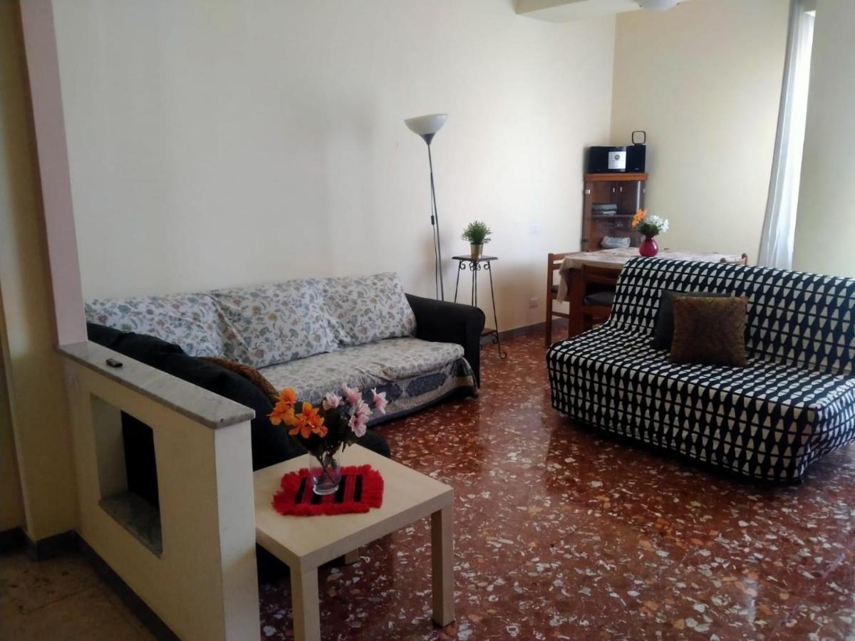 Happy House Mare Di Roma Vila Lido di Ostia Exterior foto