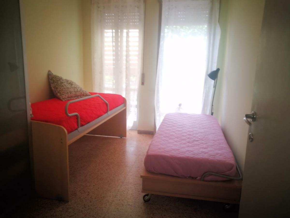 Happy House Mare Di Roma Vila Lido di Ostia Exterior foto