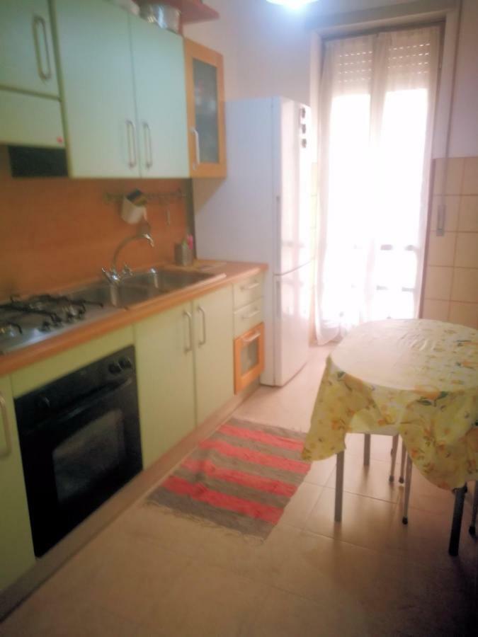 Happy House Mare Di Roma Vila Lido di Ostia Exterior foto